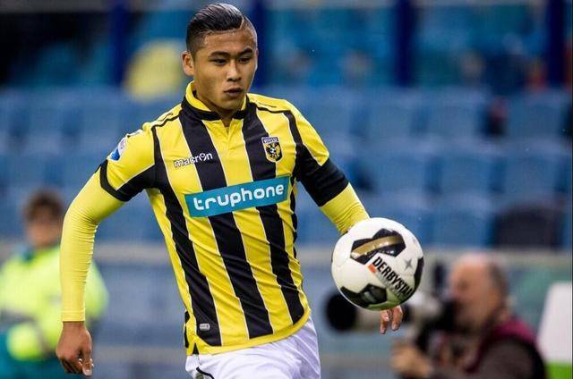 也让他们距 也让他们距