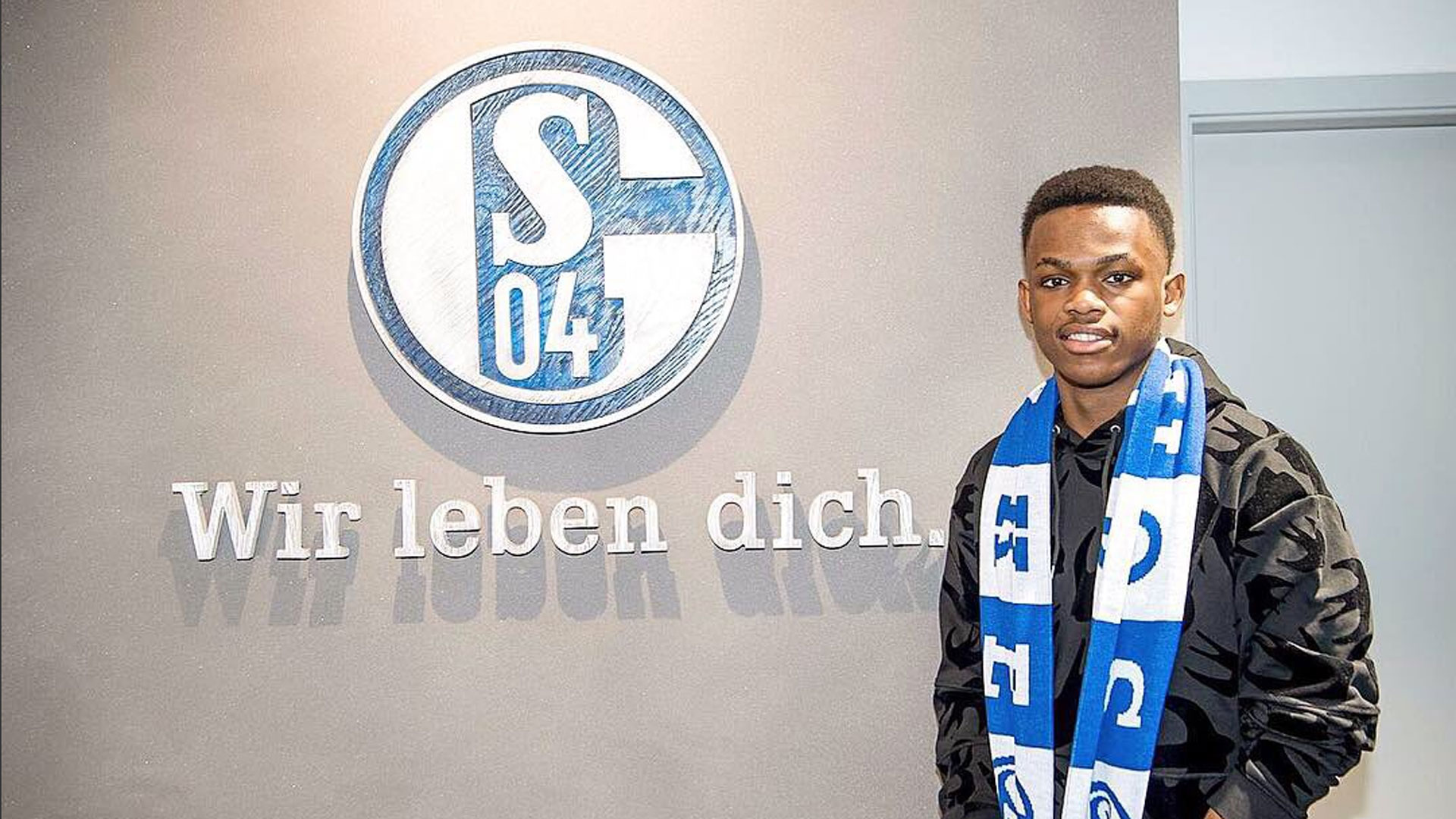 层推荐某些 层推荐某些