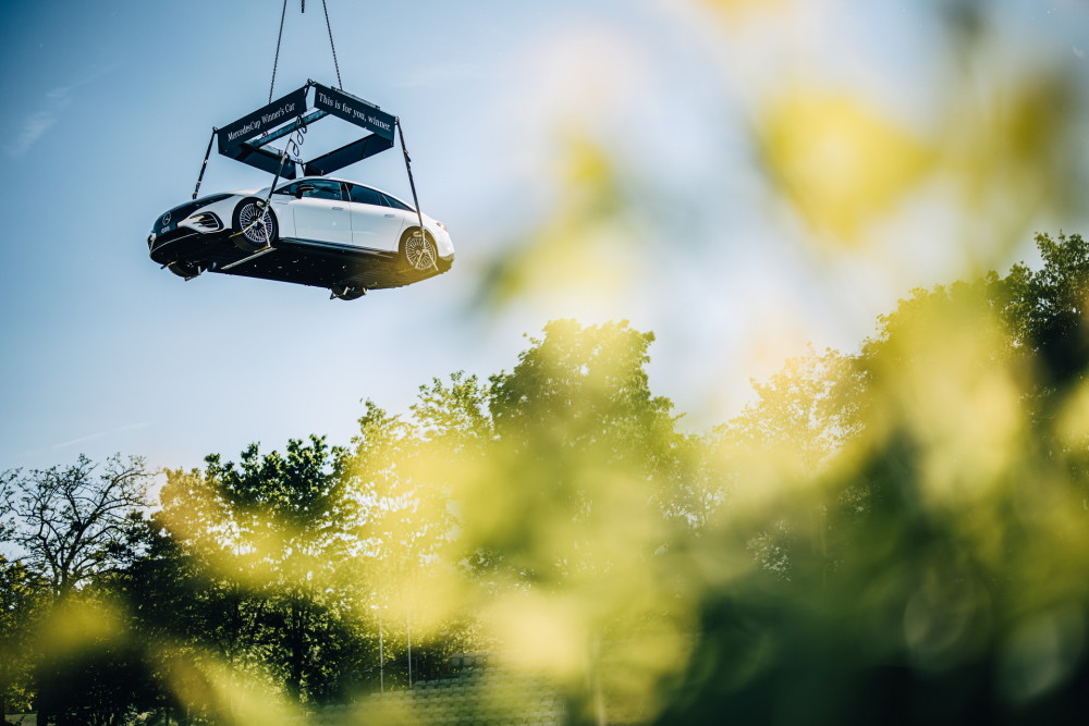 重要人士坚 重要人士坚