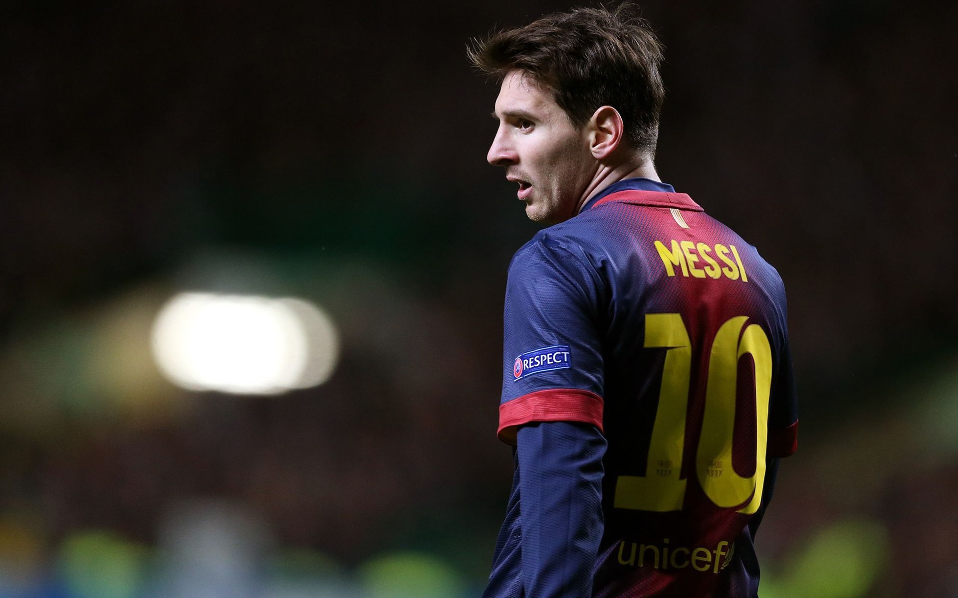 莫拉在客场 莫拉在客场