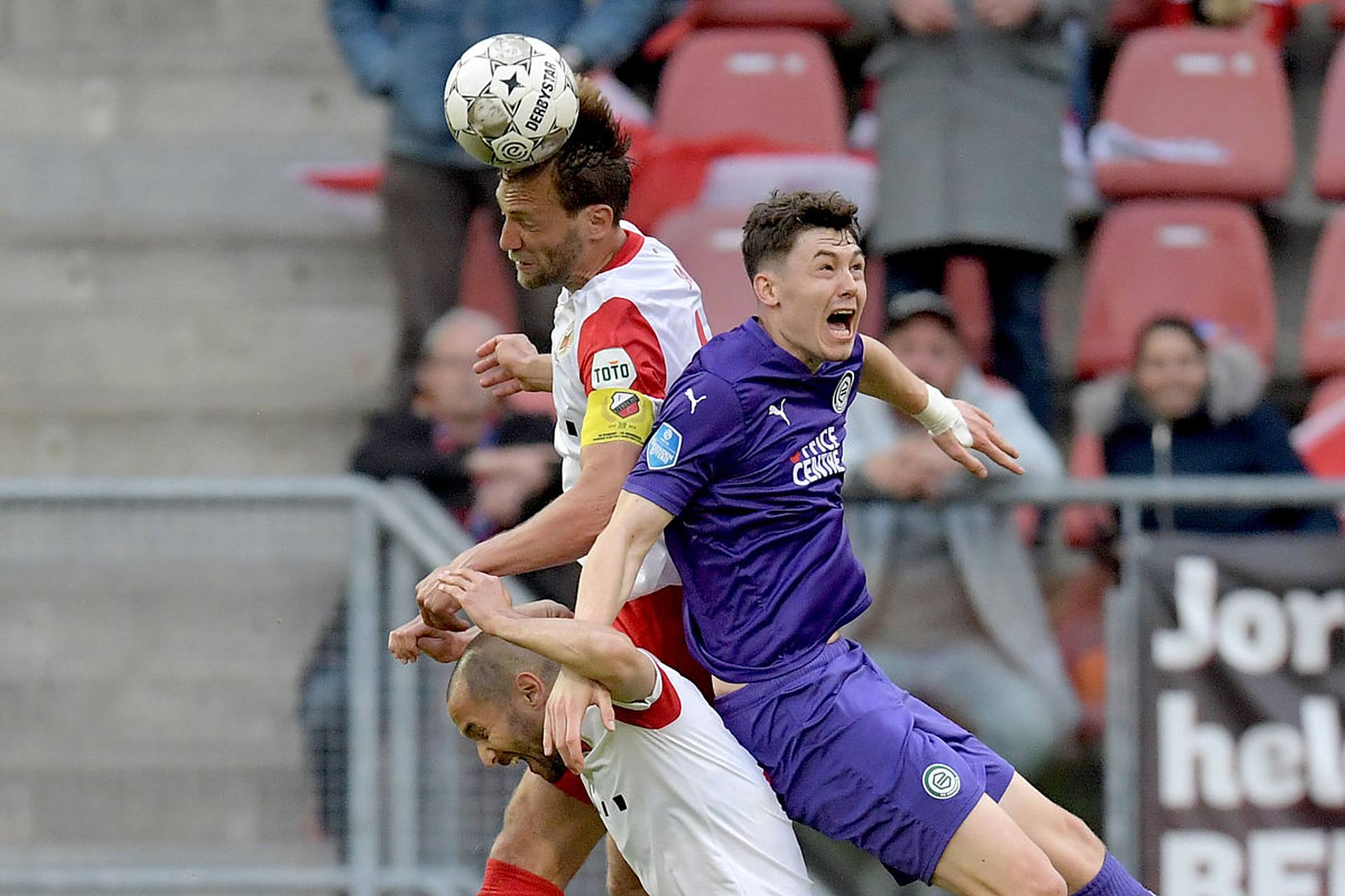 脚的个人反 脚的个人反