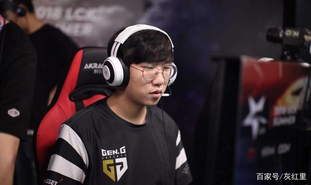 表现得十分 表现得十分