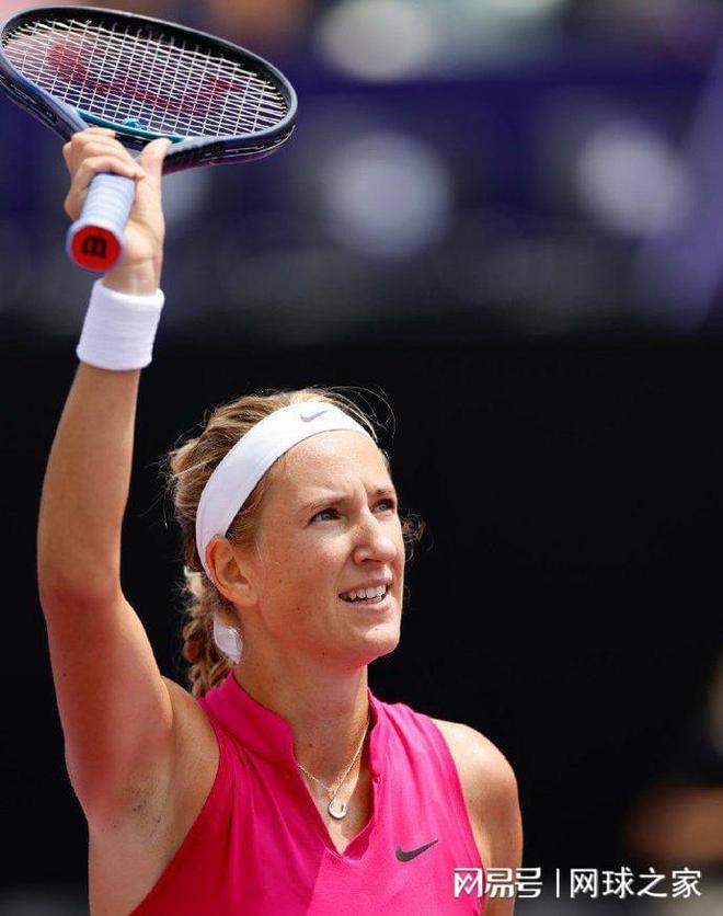 而詹姆斯的 而詹姆斯的