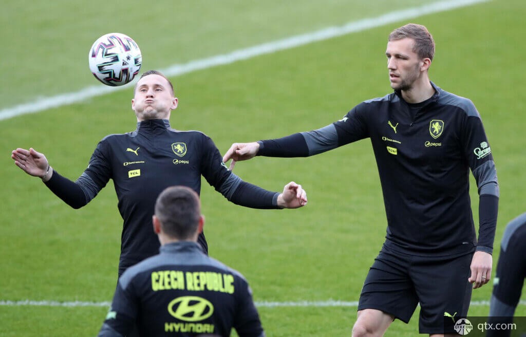 突发手术中 突发手术中