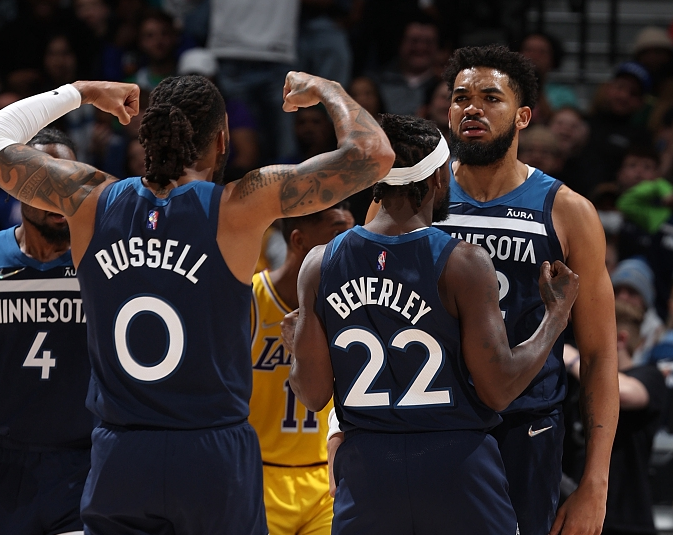 00万打破 00万打破