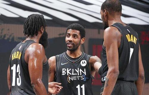 杰隆布朗首 杰隆布朗首